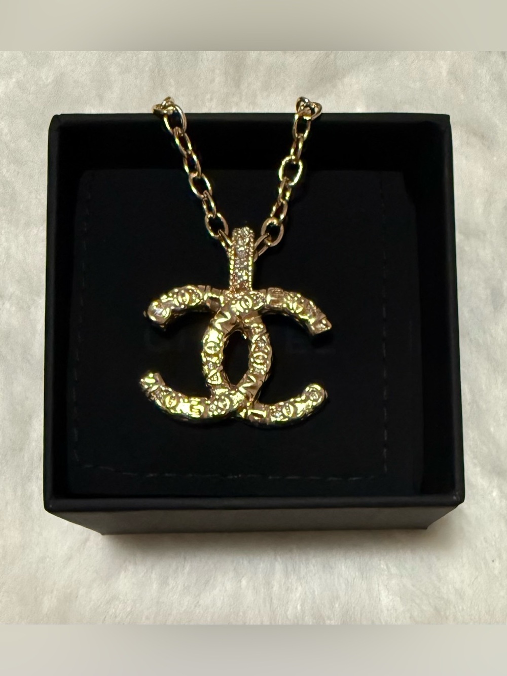Luxurious Pendant Necklace Fashion Jewelry